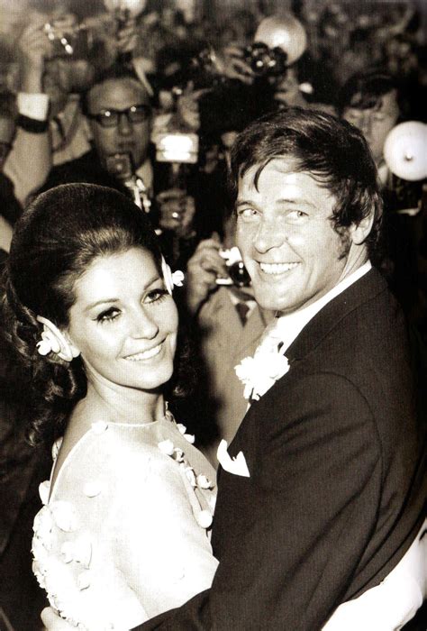 was roger moore married